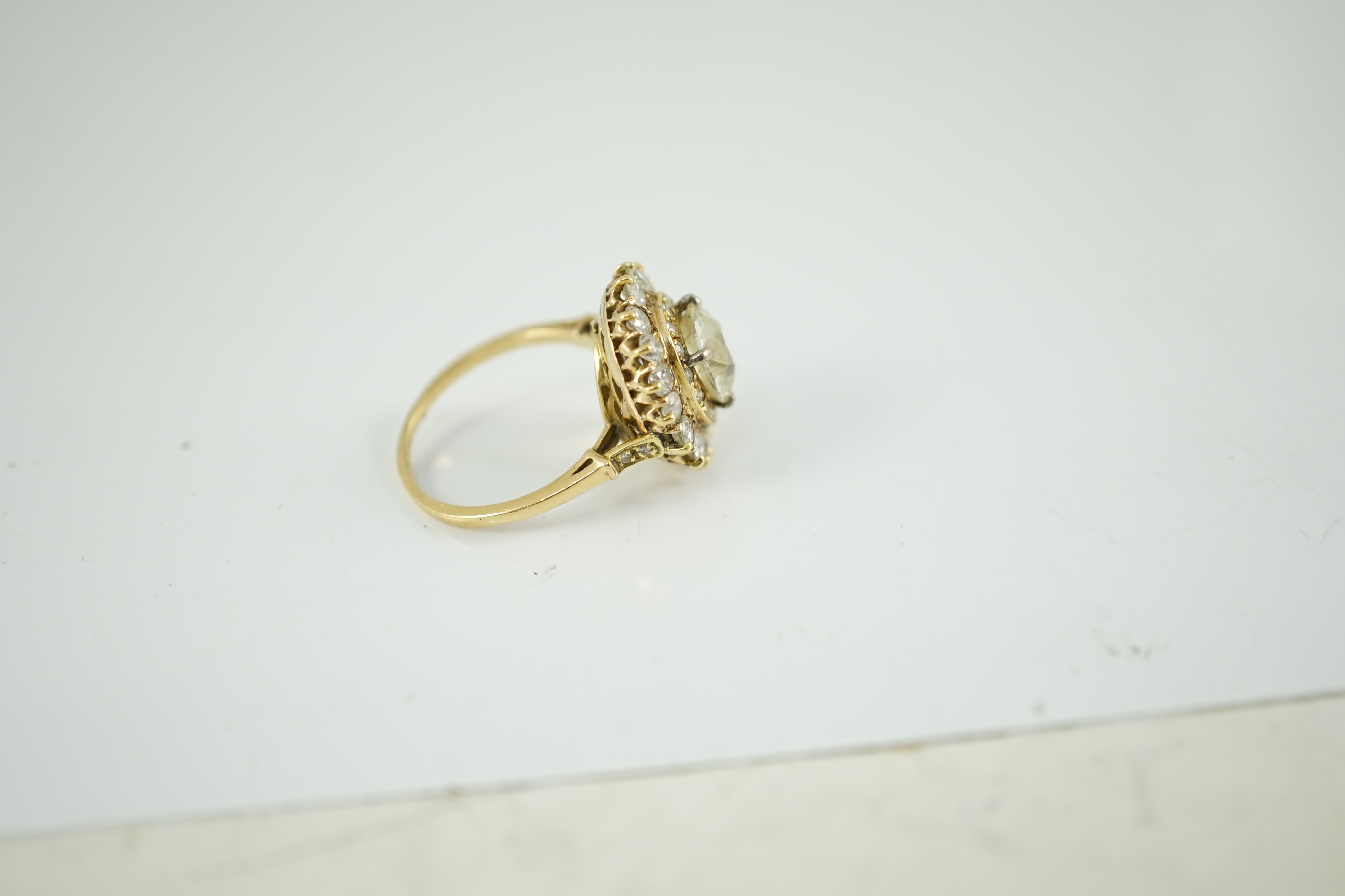 An early to mid 20th century French Van Cleef & Arpels 18ct gold and diamond set oval cluster dress ring